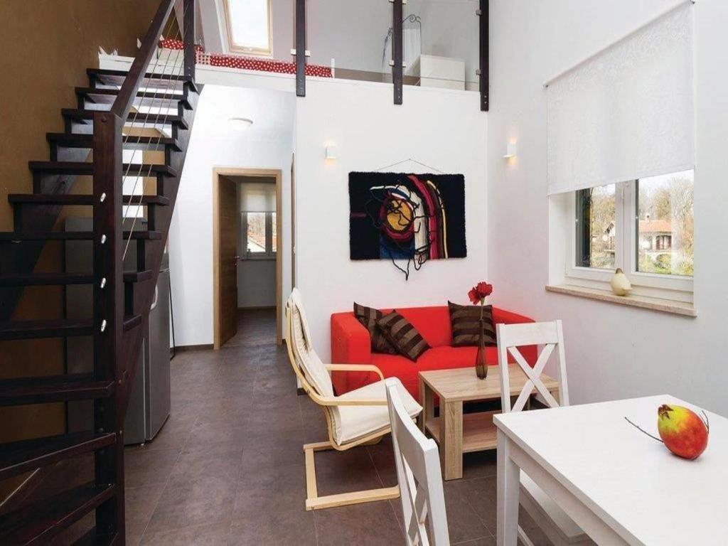 Apartments Grzic Porozina ภายนอก รูปภาพ