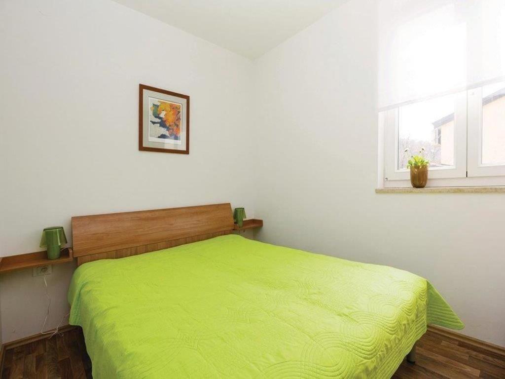 Apartments Grzic Porozina ภายนอก รูปภาพ